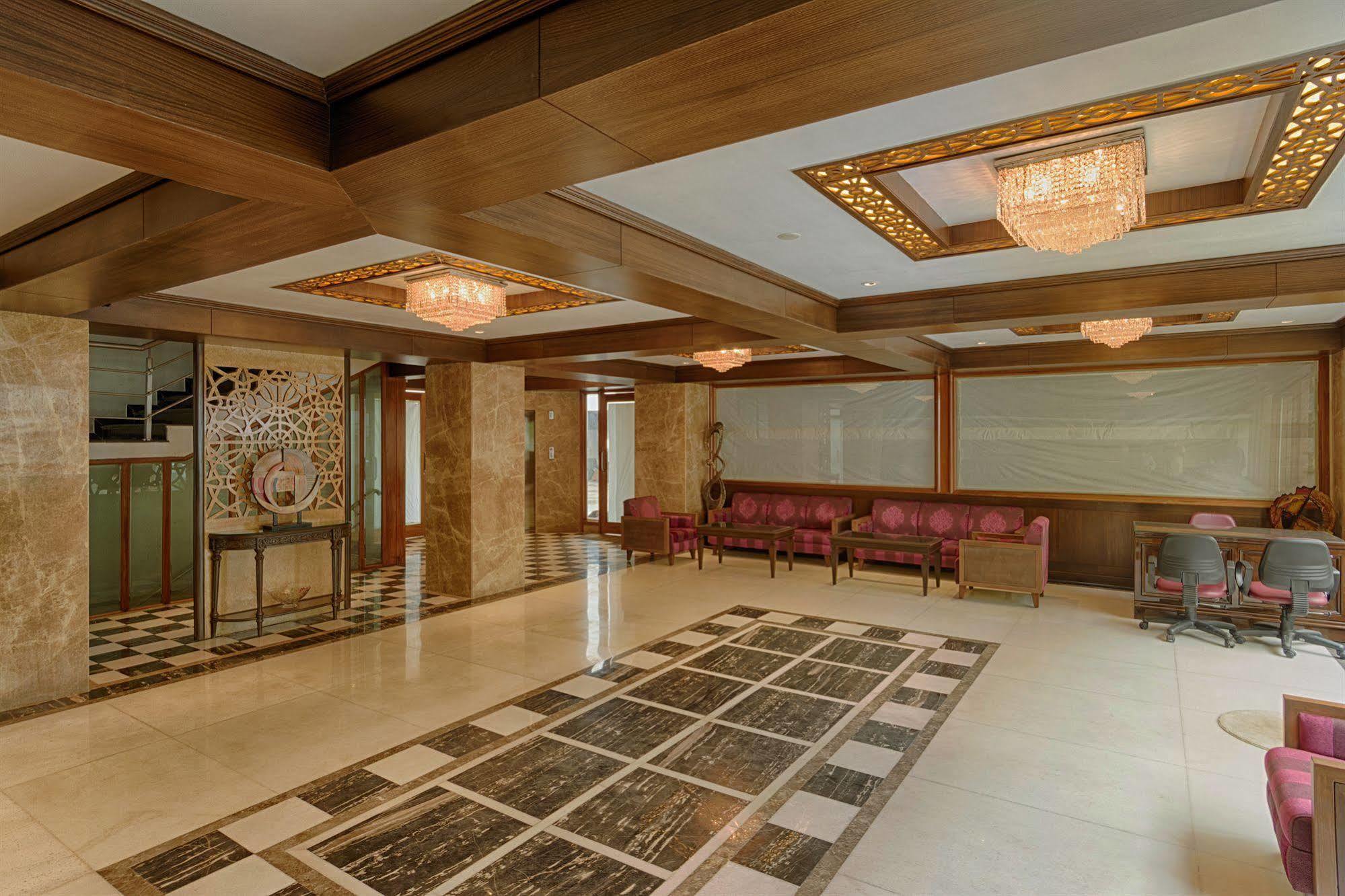The President-A Boutique Hotel Ahmadábád Exteriér fotografie