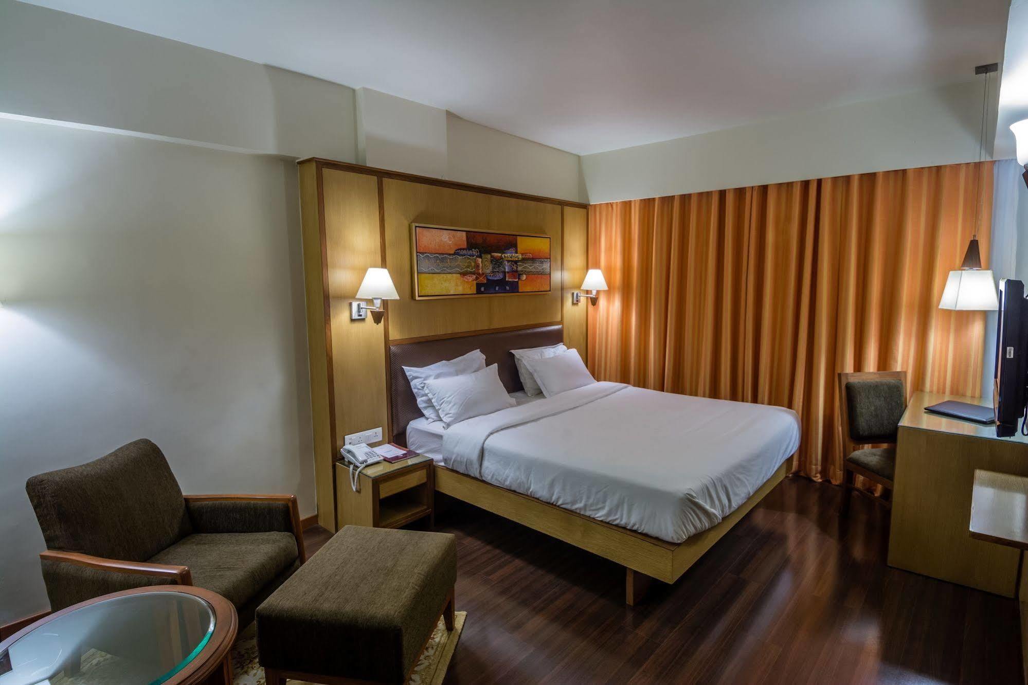 The President-A Boutique Hotel Ahmadábád Exteriér fotografie